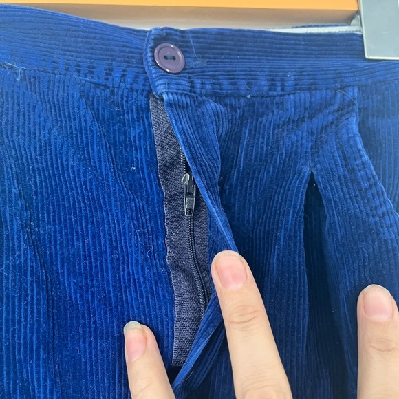 Vintage kids Blue Corduroy pleated Pants - Picture 3 of 9
